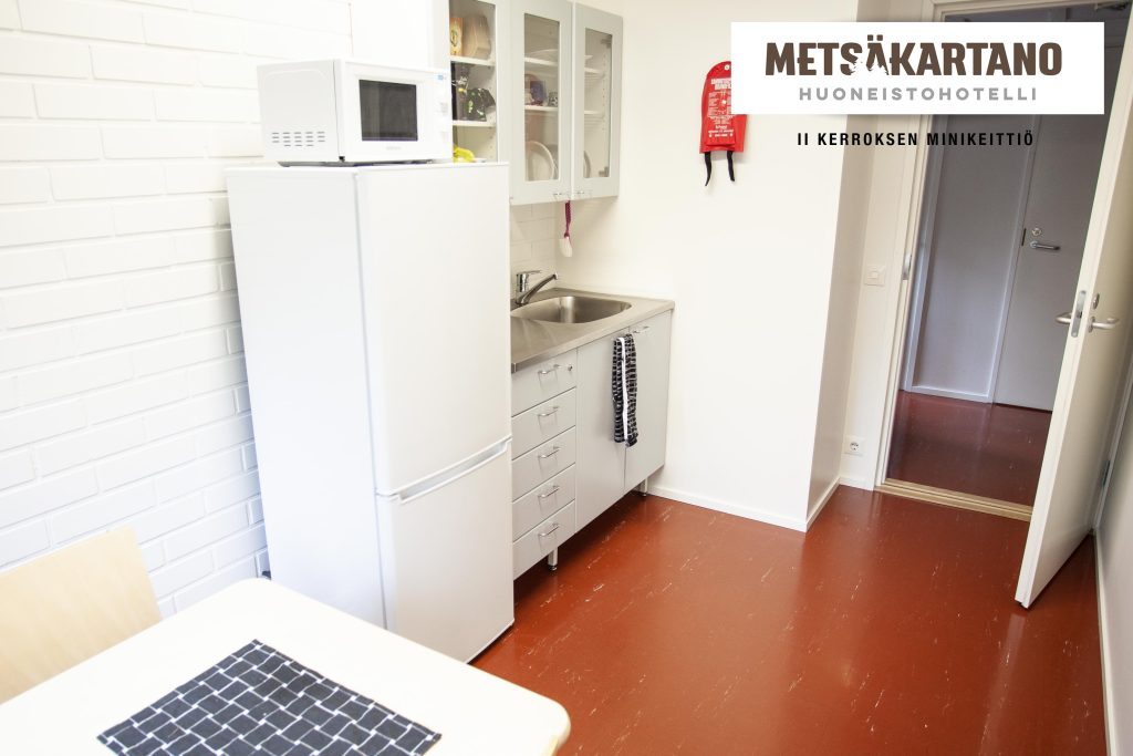 HotelliMetsakartano_minikeittio